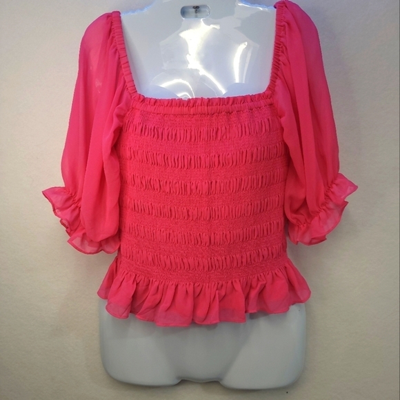 WAYF Amber Smocked Blouse Off Shoulder Stretch Crop Top Hot Pink Size Large - Picture 1 of 9